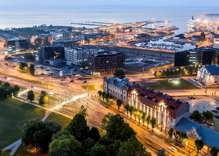 Cozy Loft Next To Old Town 公寓 *